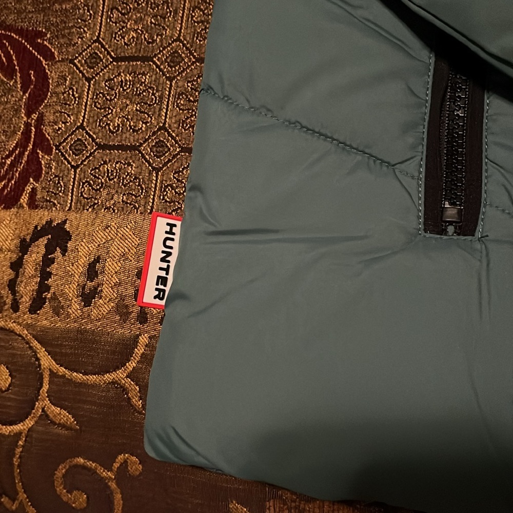 Hunter Packable Puffer Full Zip Coat - Picture 7 of 10